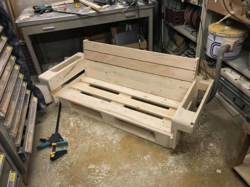 banc en construction