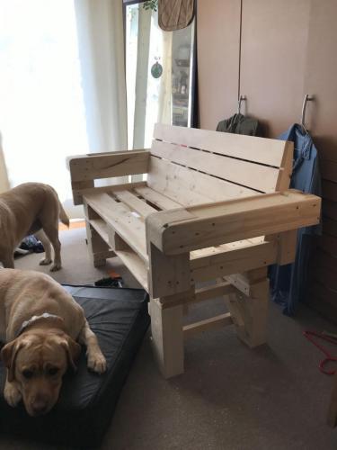 Banc en bois de palette